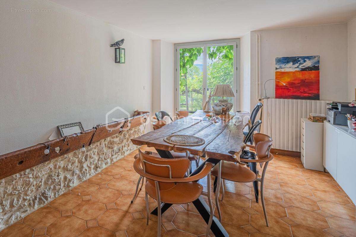 Maison de caractère de 250 m² avec 3 gîtes indépendants à fort potentiel touristique - photo 15