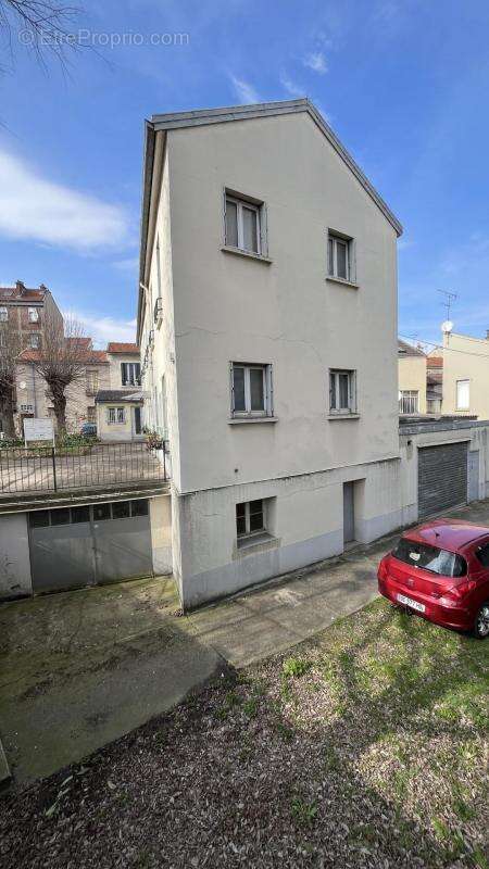 Appartement à SAINT-DENIS