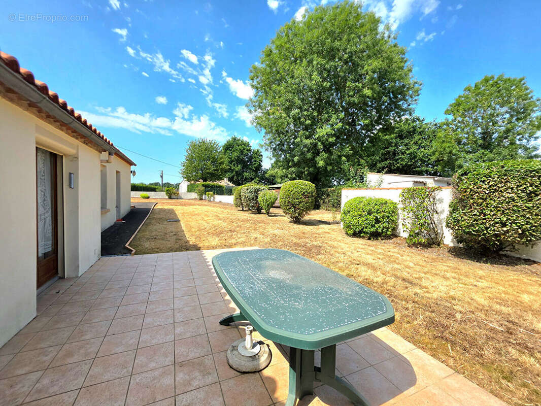 Maison de PLAIN PIED - 1 chambre - Joli jardin, garage - photo 4