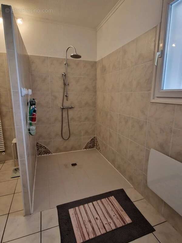 Maison à SAINT-CHRISTOL-LES-ALES