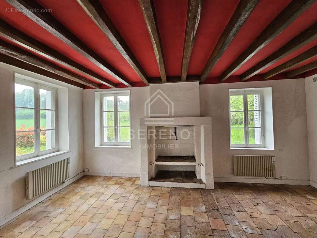 Maison à FONTAINE-LES-COTEAUX