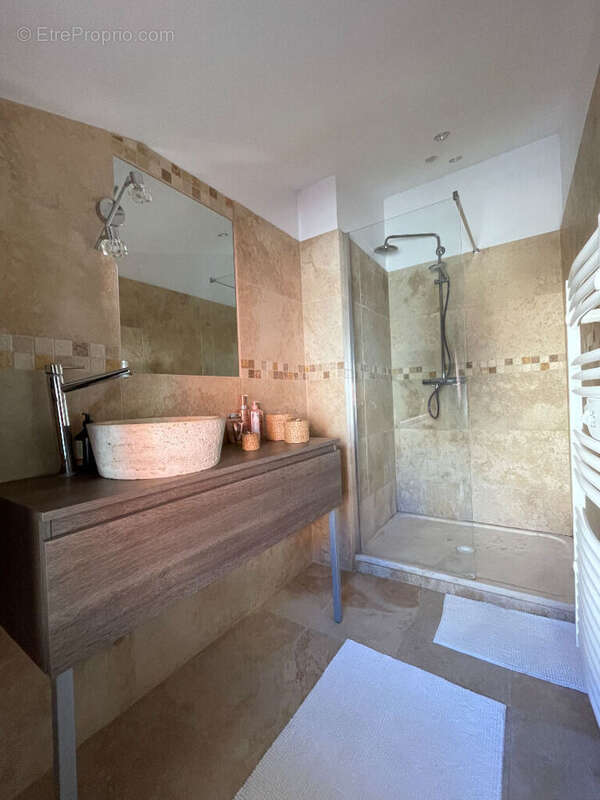 Appartement 63m² à château-arnoux-saint-auban - photo 4