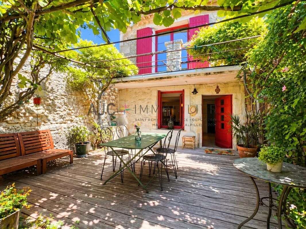 Maison à SAINT-REMY-DE-PROVENCE