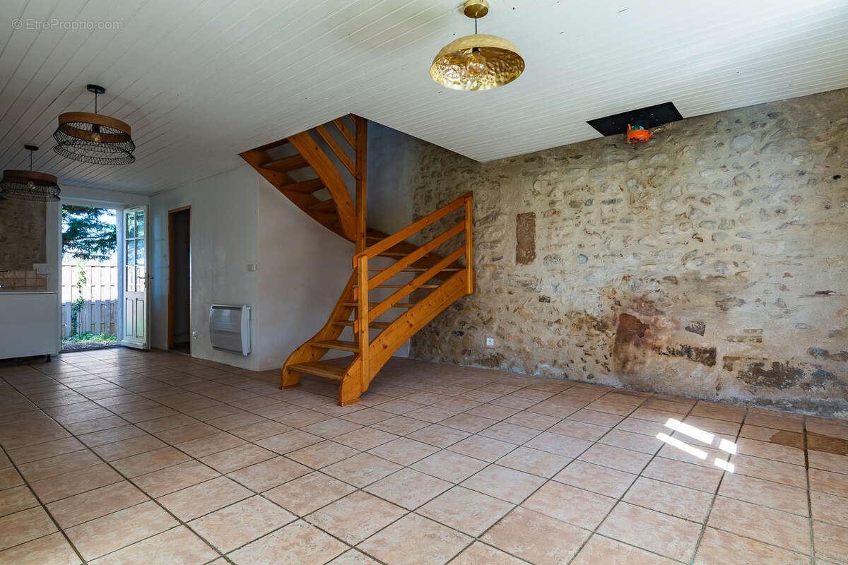 Appartement à MONTVENDRE