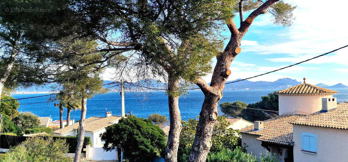 Appartement à LES ISSAMBRES