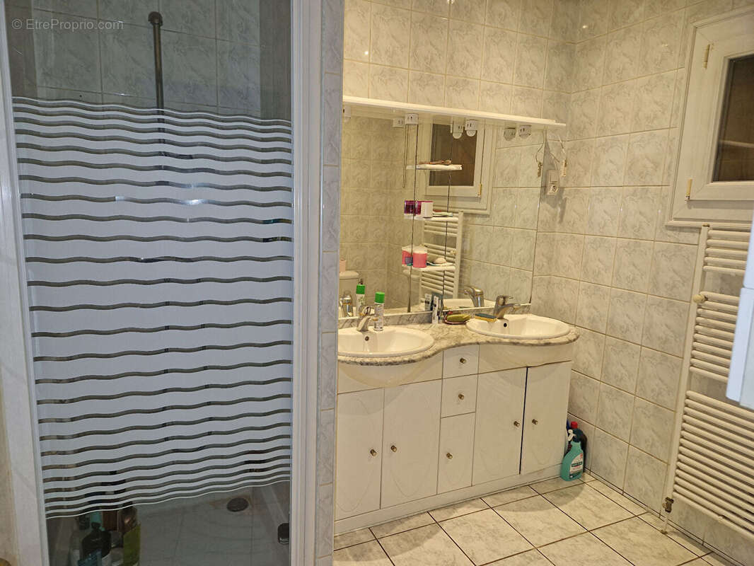 Maison 90 m² à Sevran  - photo 7