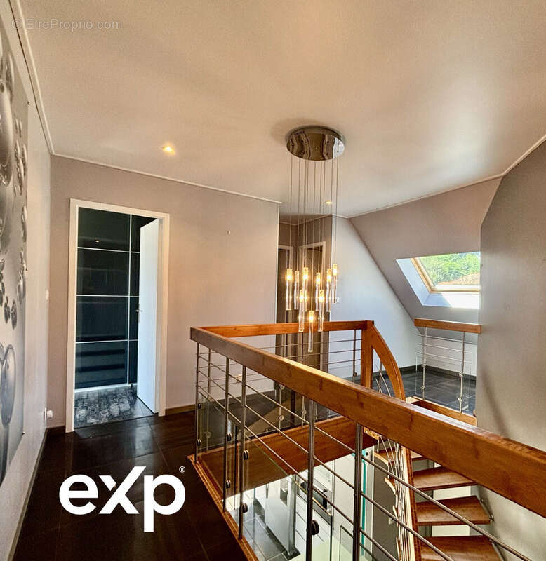Maison 194 m² à Fontenay  - photo 9