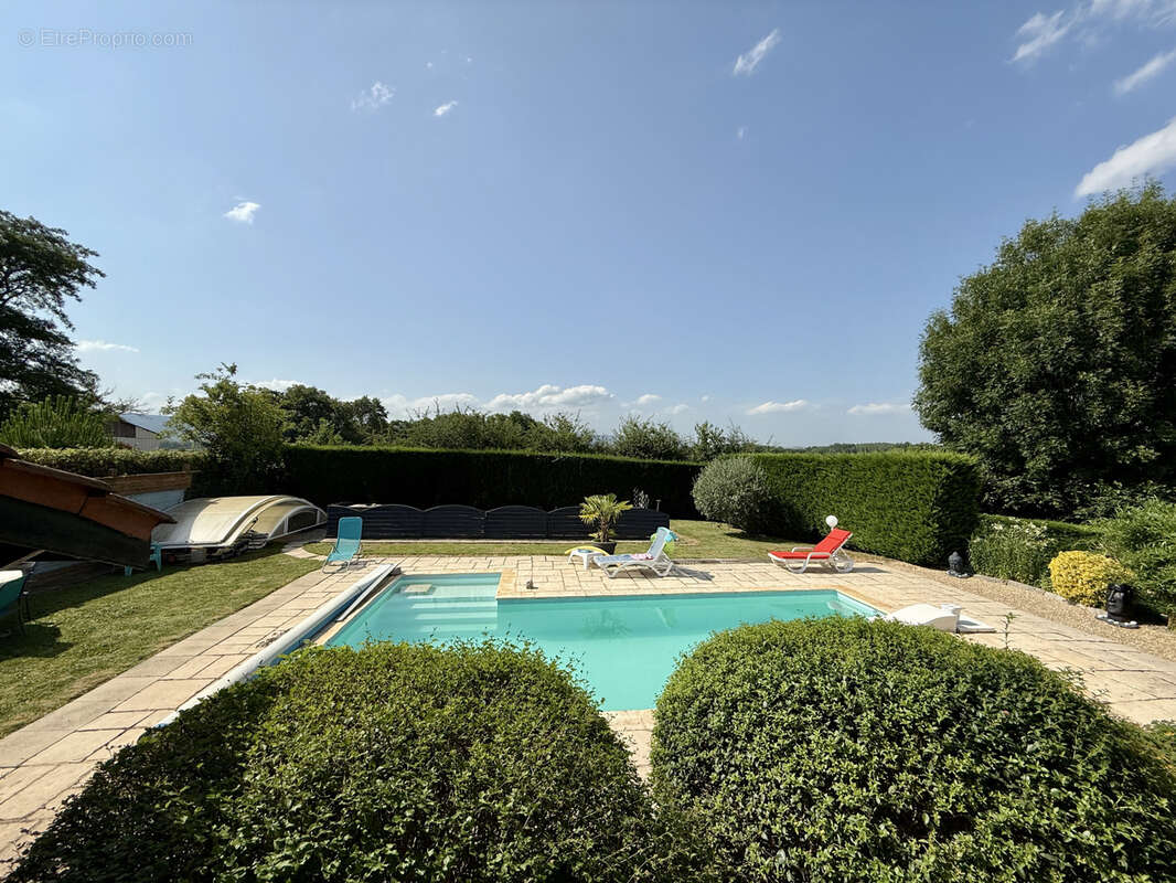 Maison à CORCELLES-EN-BEAUJOLAIS