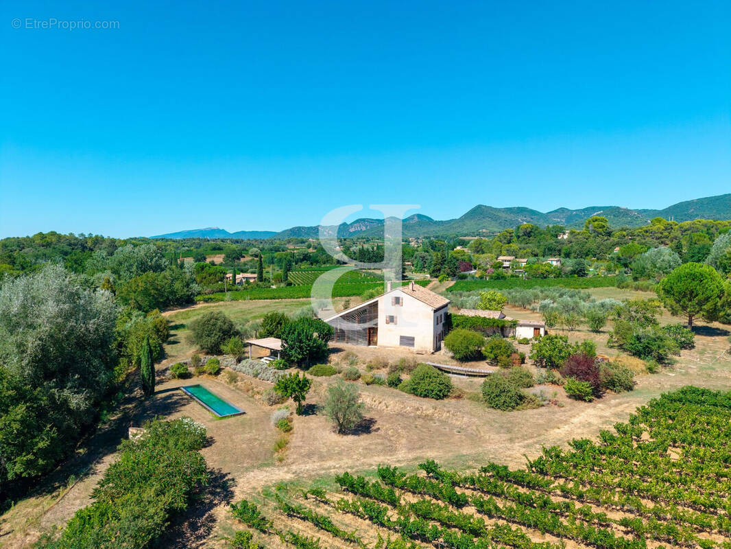 Maison à VAISON-LA-ROMAINE