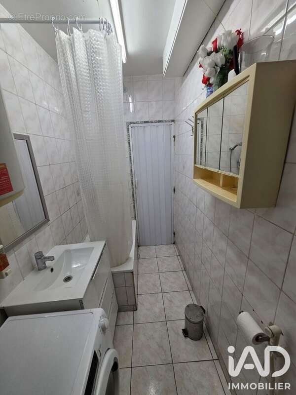 Appartement 28 m² à Le Bourget  - photo 9