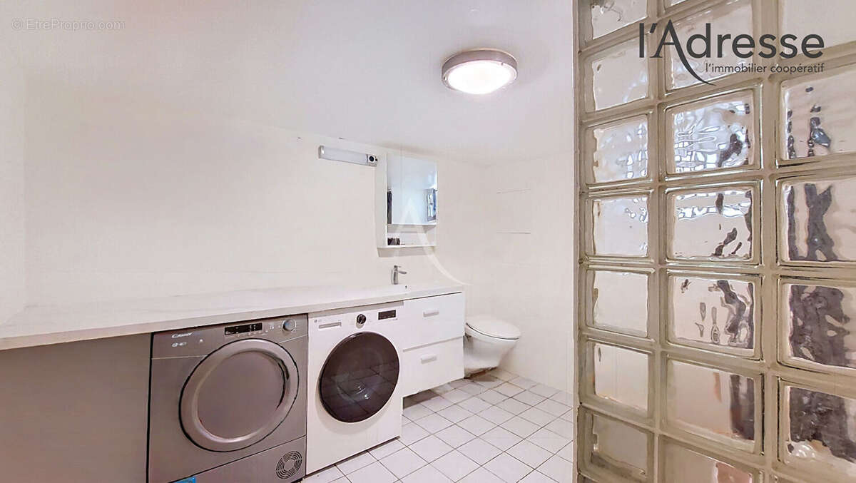 Appartement à SURESNES