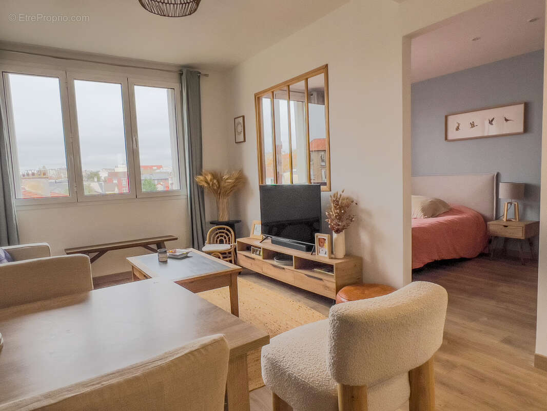 Appartement à ISSY-LES-MOULINEAUX
