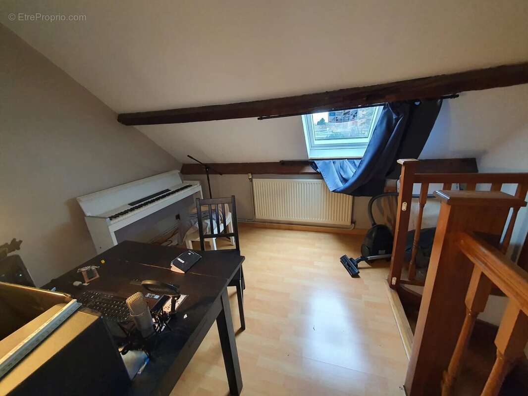 Maison à LOURCHES