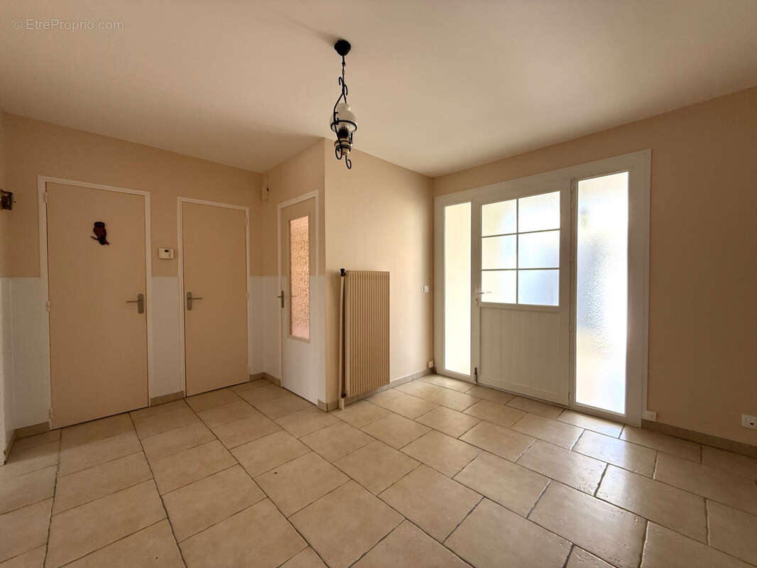 Maison de plain-pied - Salbris - photo 11
