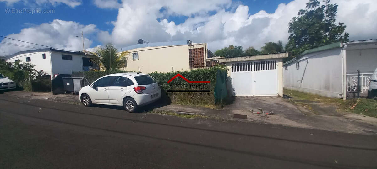 Maison à FORT-DE-FRANCE