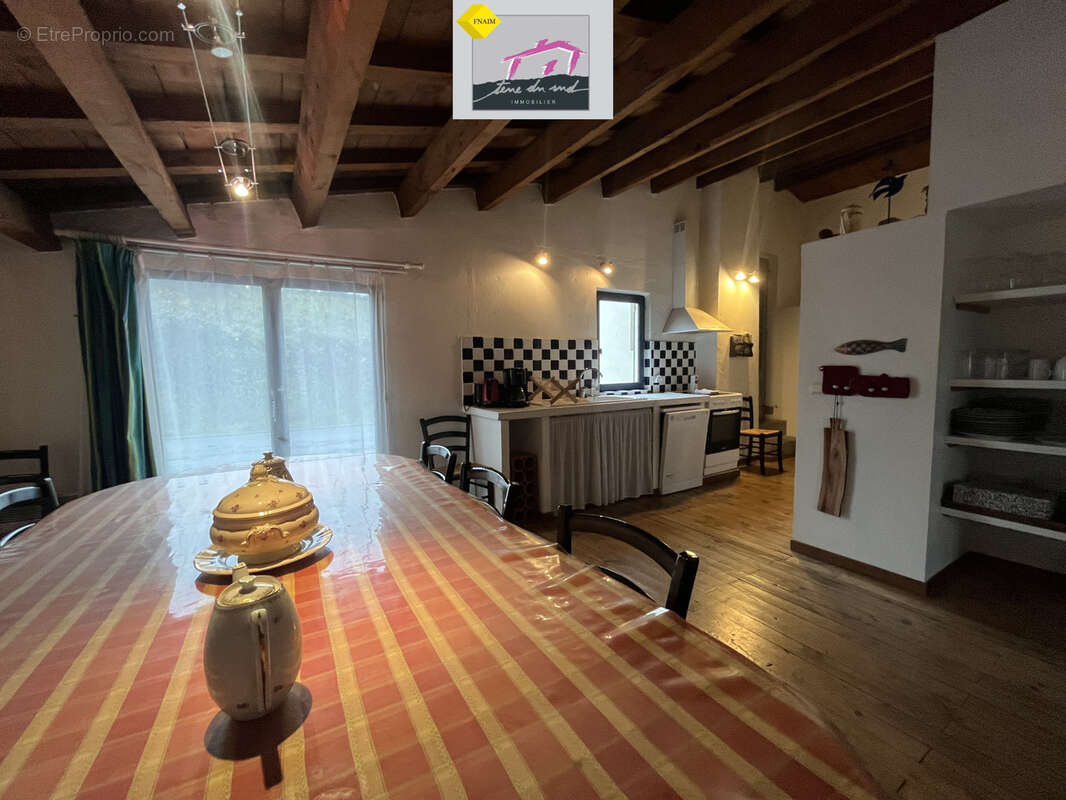 Maison à CASCASTEL-DES-CORBIERES