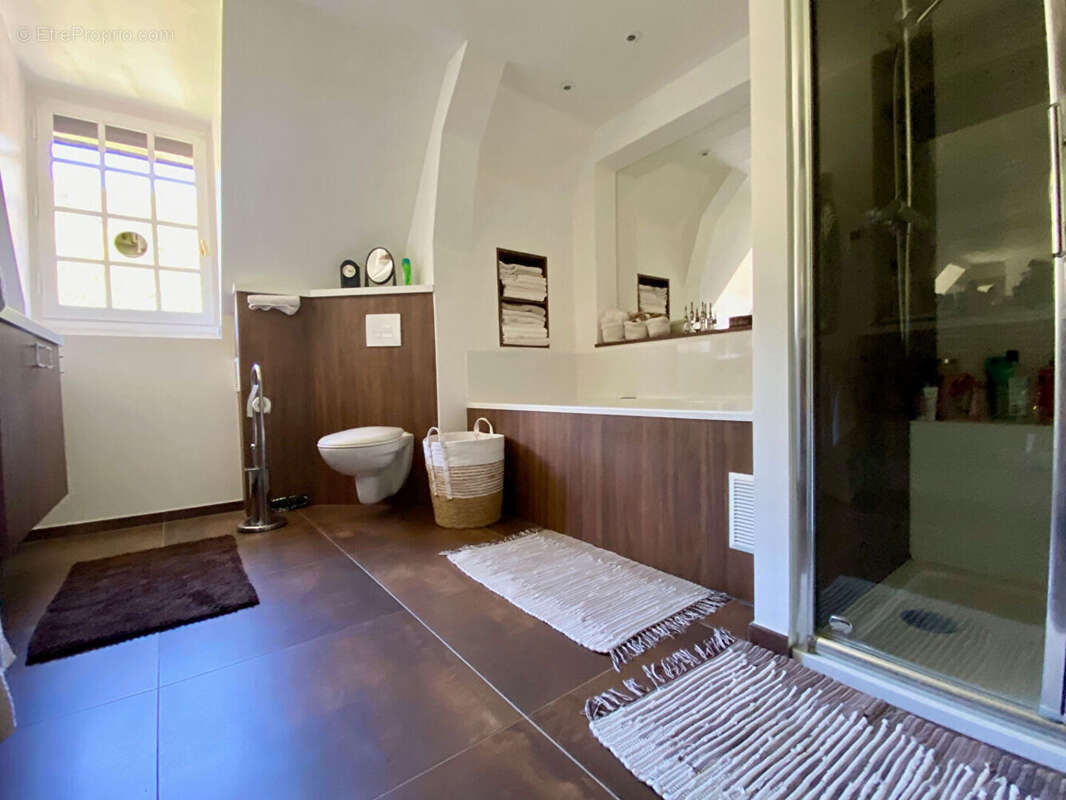 Maison à ARNIERES-SUR-ITON