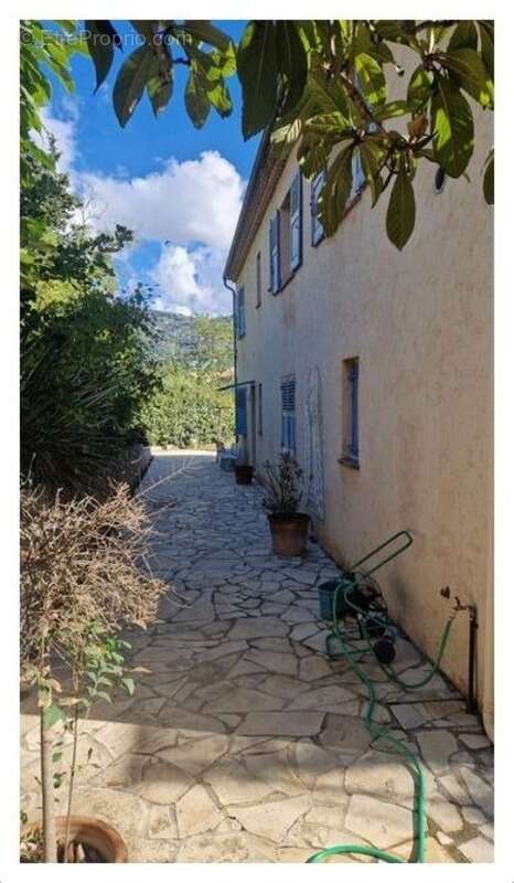 Maison à PEYMEINADE