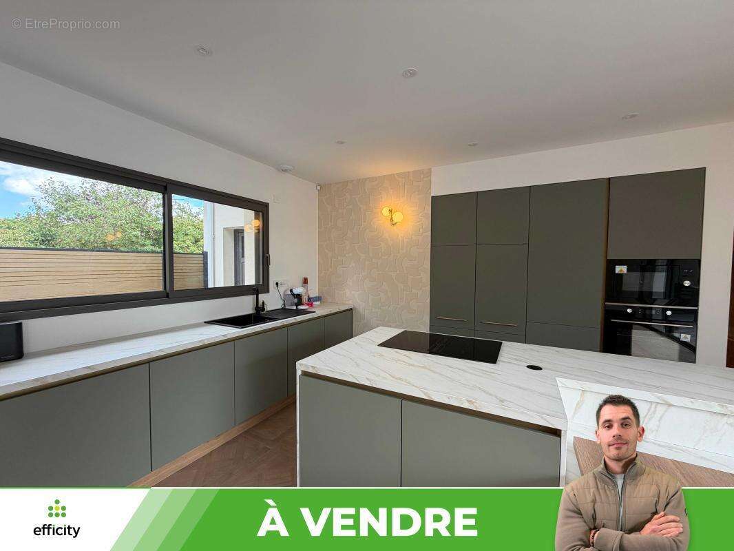 Maison 144 m² à Montamise  - photo 4