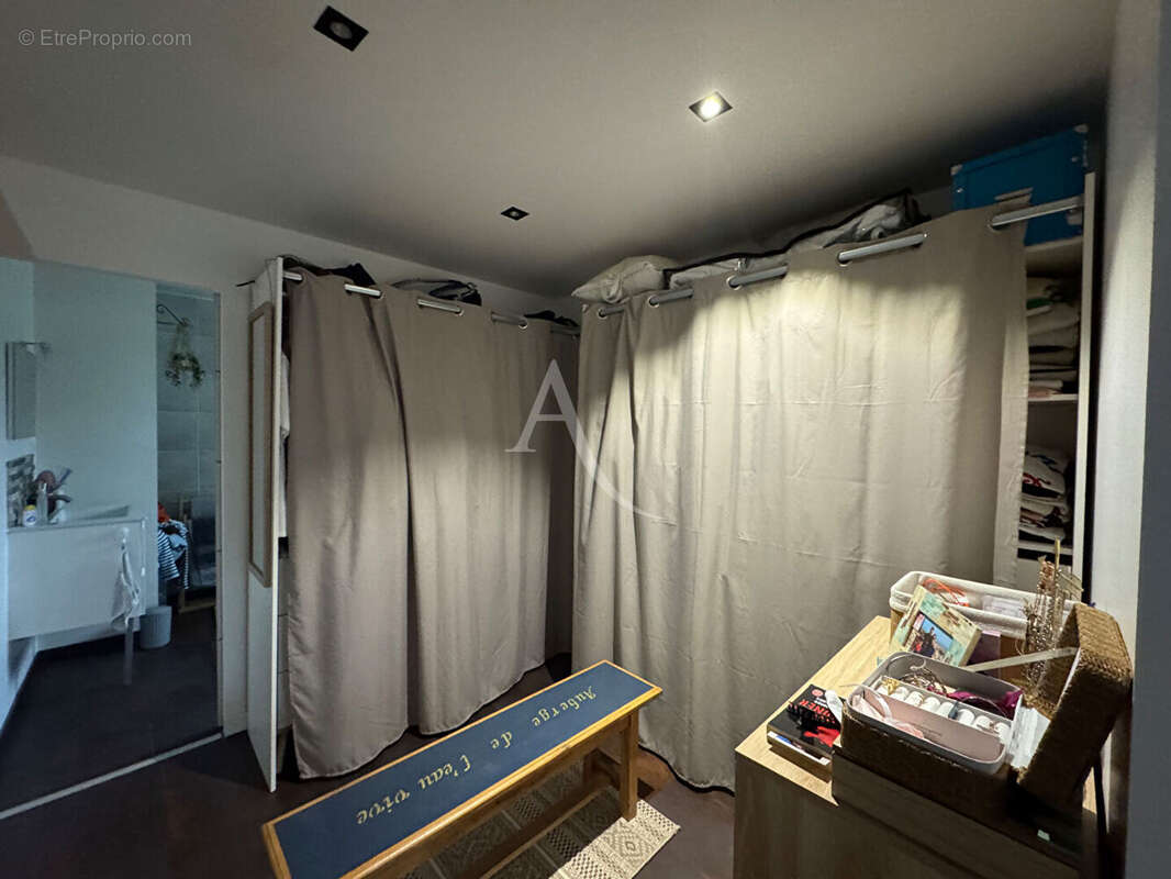 Maison à LABESSIERE-CANDEIL