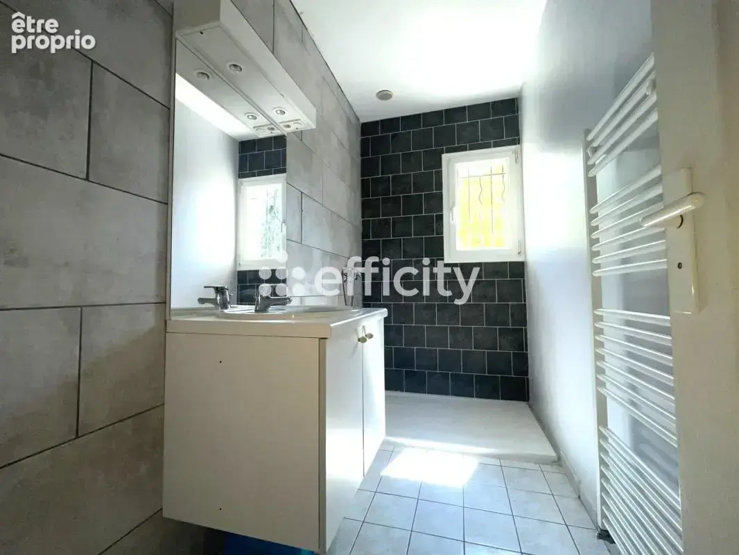 Maison 6 pièces 144 m² à vendre à Aigre (16140) - photo 15