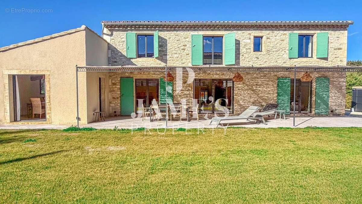 Maison à SAINT-REMY-DE-PROVENCE