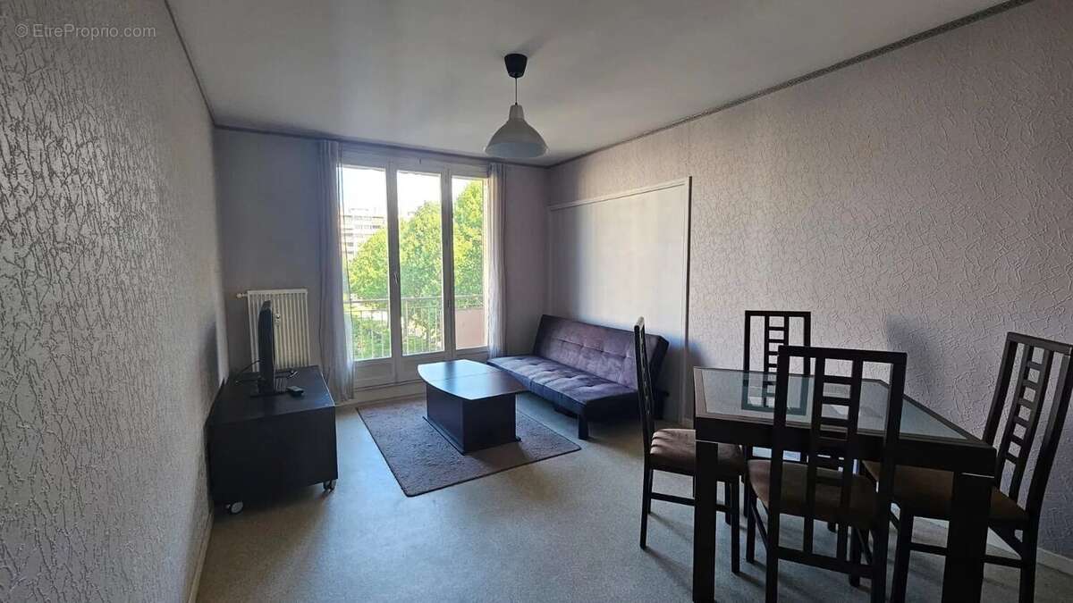 Appartement à ECHIROLLES