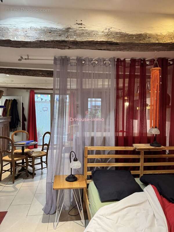Appartement à MARSEILLE-2E