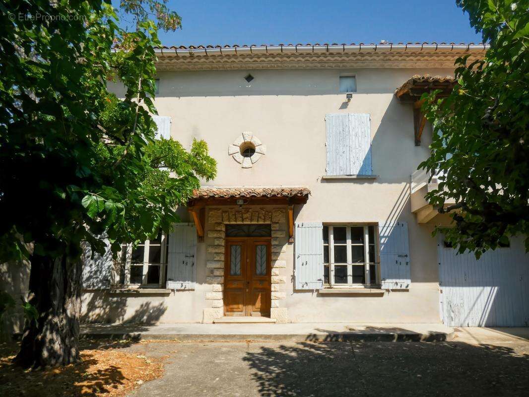Proche Uzès - La magie et les volumes d'une Maison Bourgeoise - photo 7