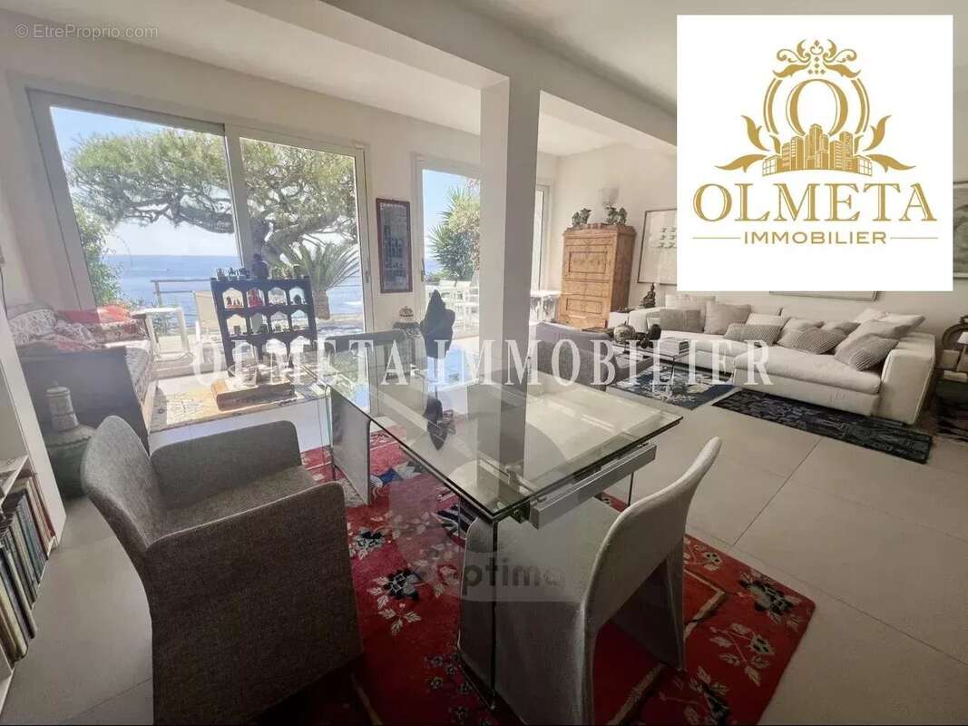 Appartement à ROQUEBRUNE-CAP-MARTIN