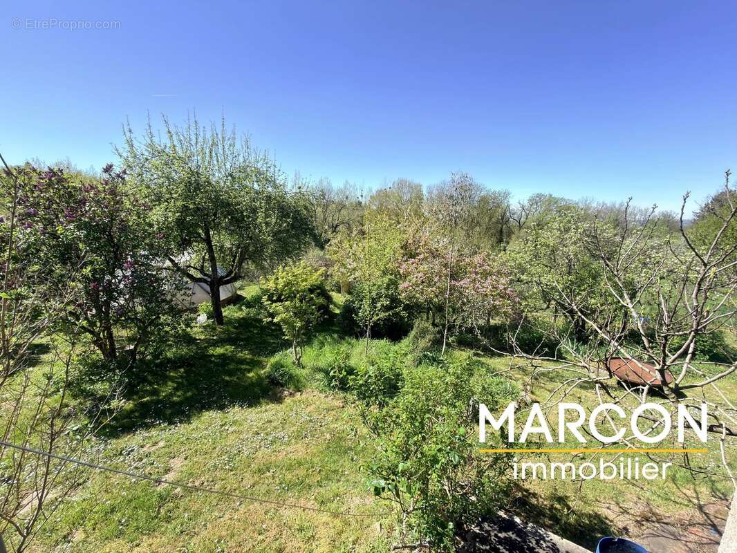 Maison à CHATELUS-MALVALEIX