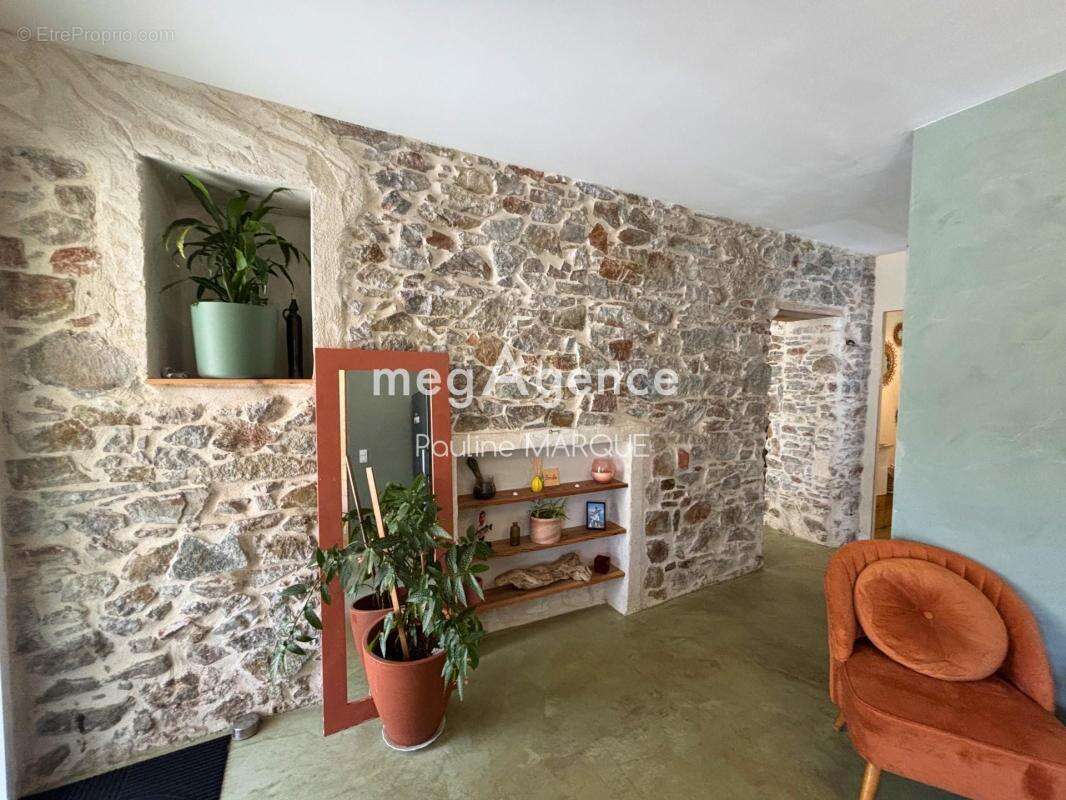 Maison de plain pied - 107 m² - Olonne - sur - Mer - photo 7