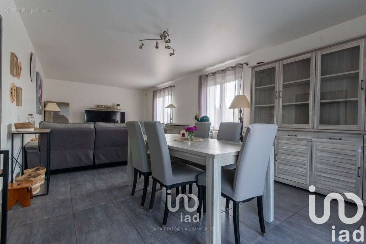 Photo 3 - Maison à SOINDRES