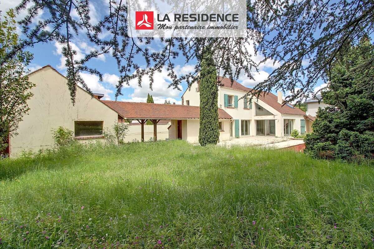 Maison 245 m² à Orgeval  - photo 4