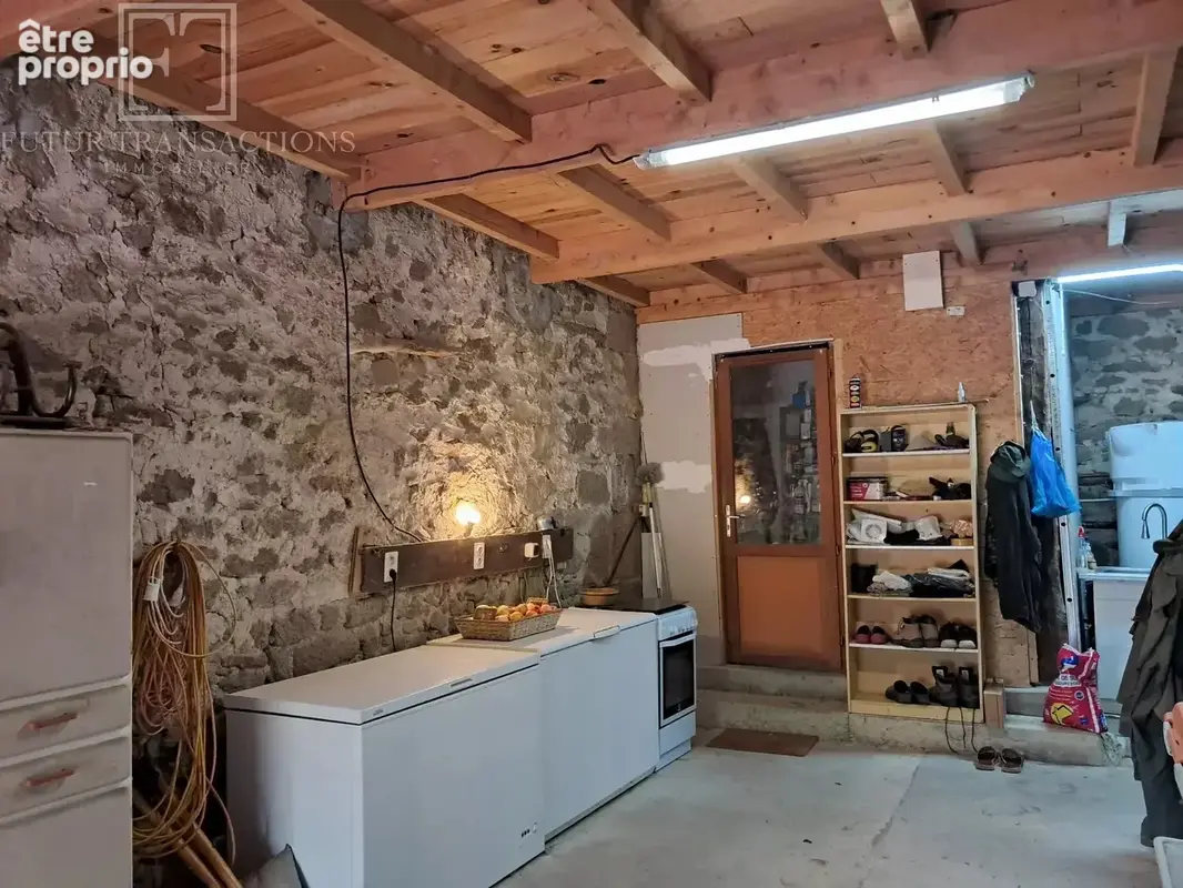 Maison de caractère sur 8175 m² - photo 16