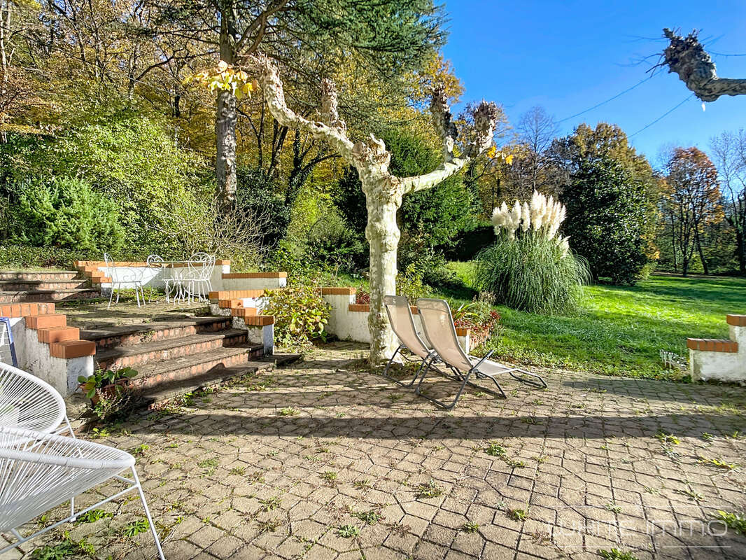 Maison à FRANCHEVILLE