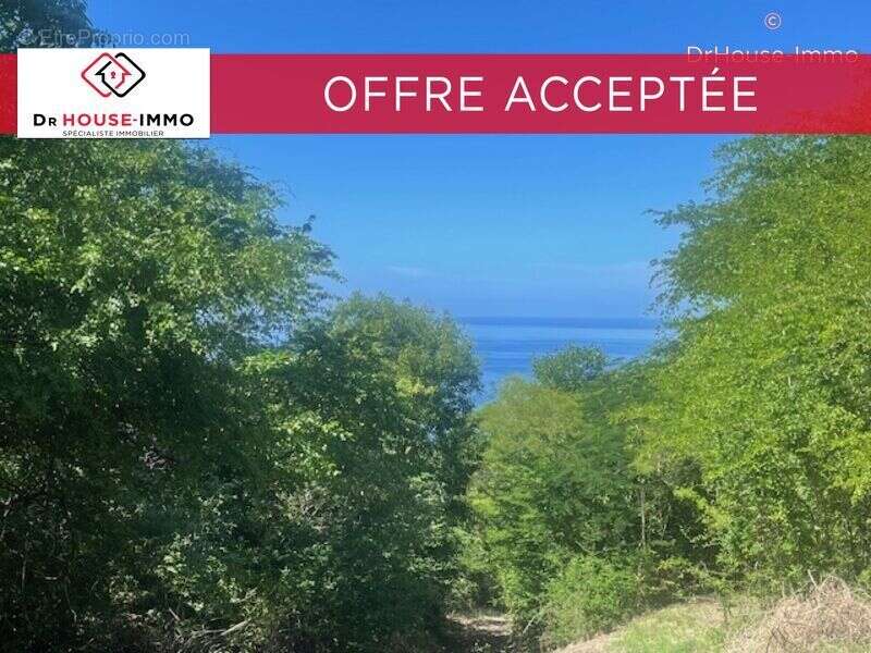 Terrain à BOUILLANTE