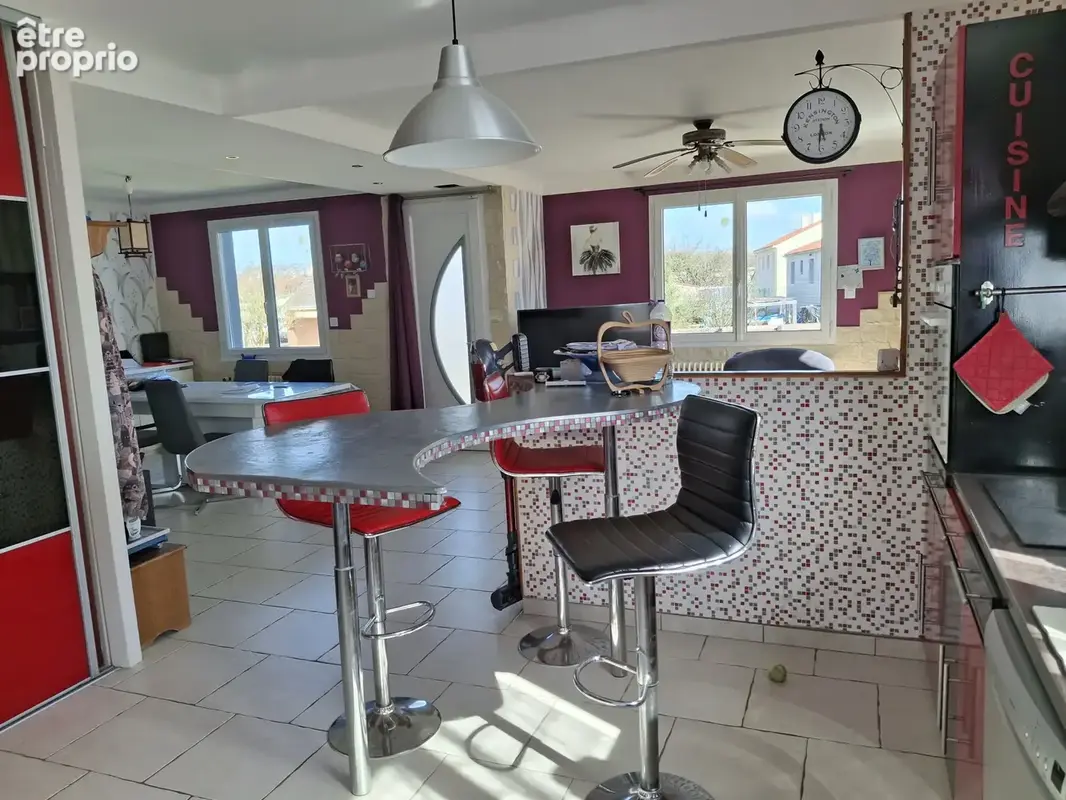Maison des années 70, sous-sol complet, de 116 m2 habitables, 3 ch, terrain clos & arboré - photo 6