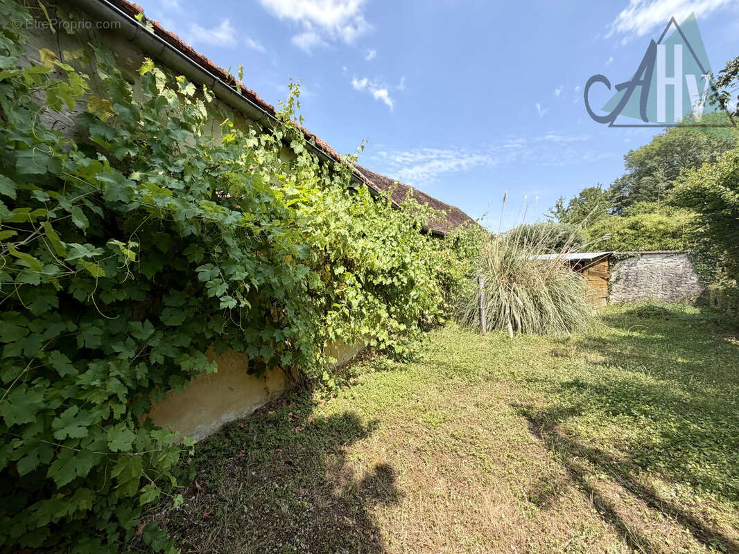 Maison à rénover - 95 m2 - Chalautre-la-Petite - photo 6