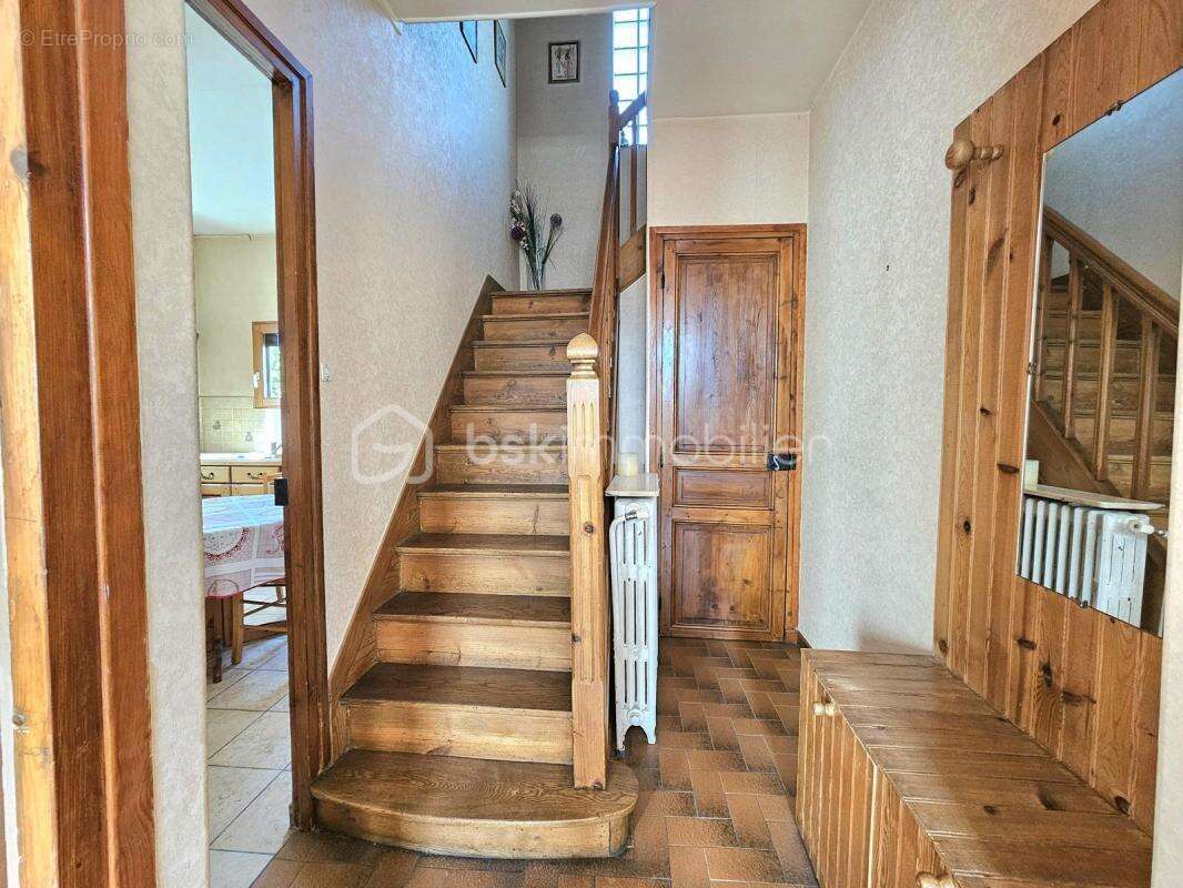 Pavillon possible 2 logements et 4 chambres 156m² garage jardin 340m² - photo 16