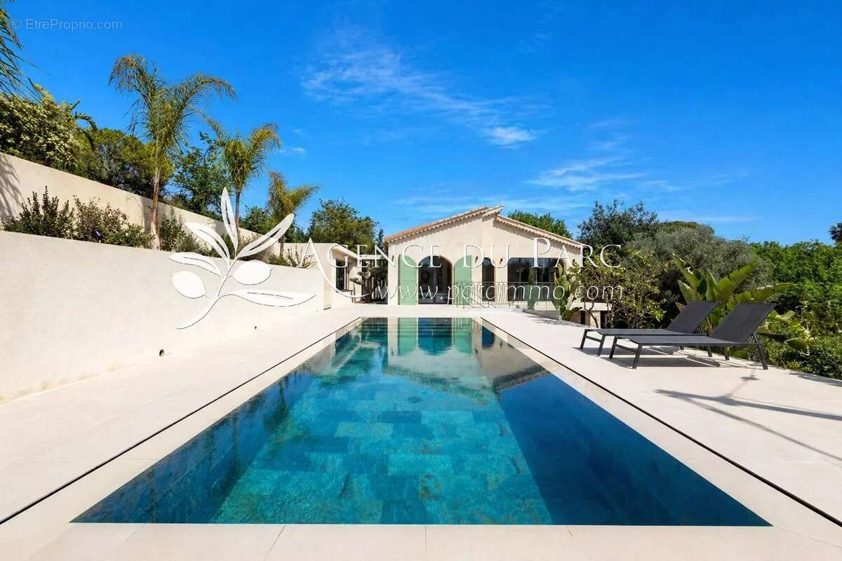 Maison à ANTIBES