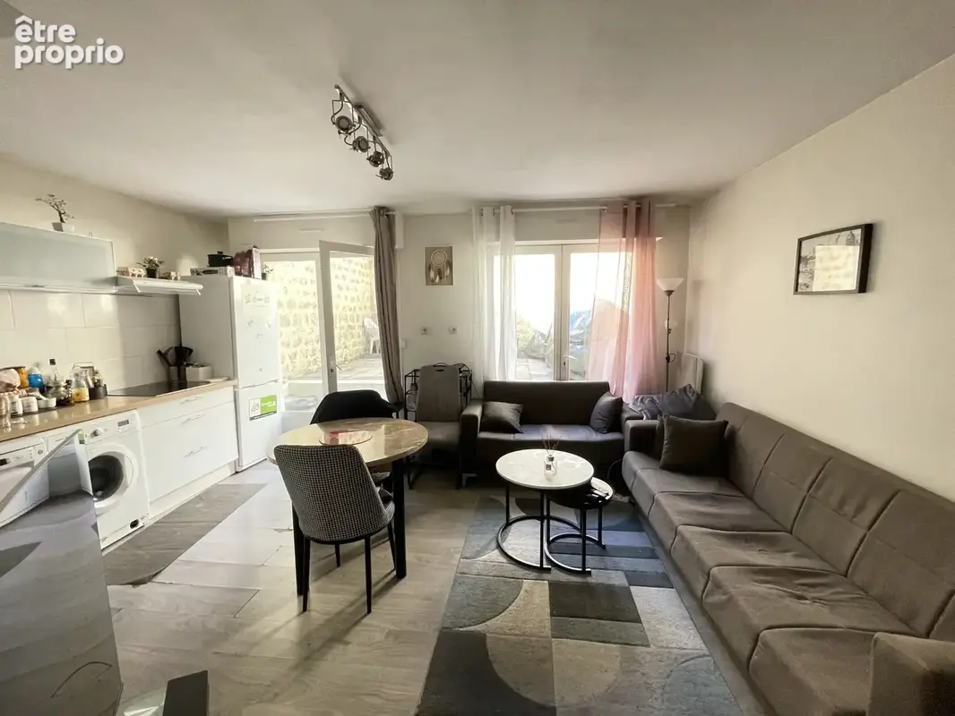 Pontoise quartier notre dame centre ville-gare appartement 2 pieces avec cour privee - photo 4