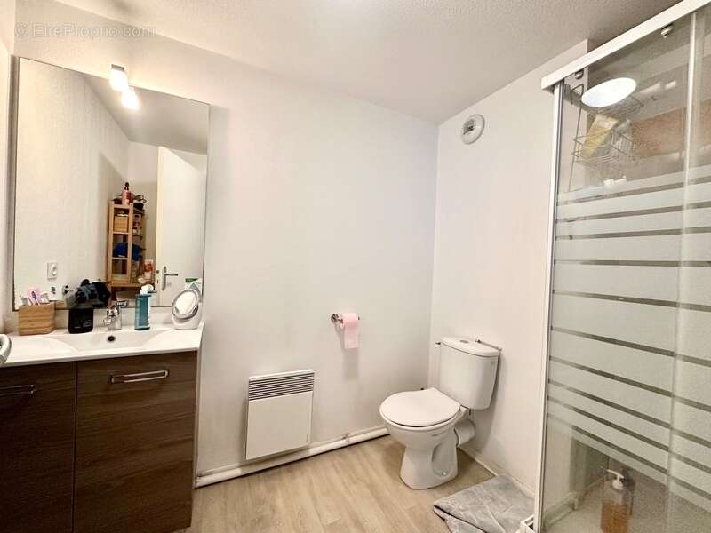 Appartement à MARSEILLE-1E
