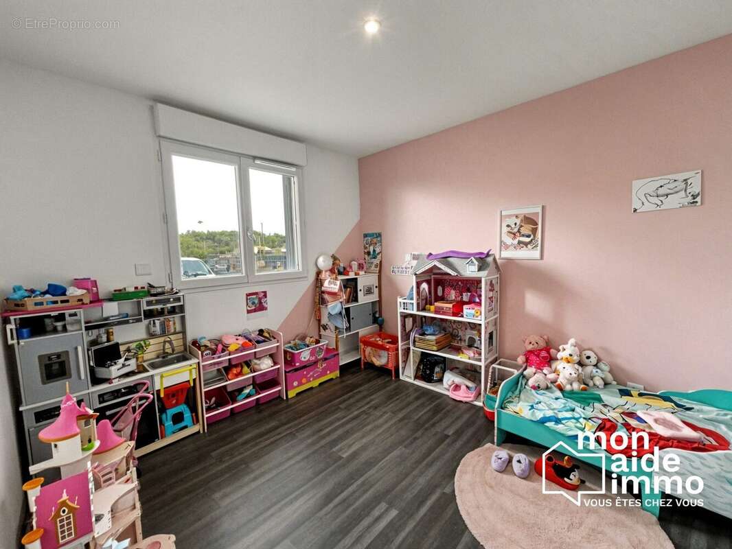 Maison à SAINT-SEURIN-SUR-L&#039;ISLE