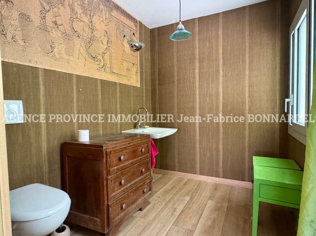 Appartement à NYONS