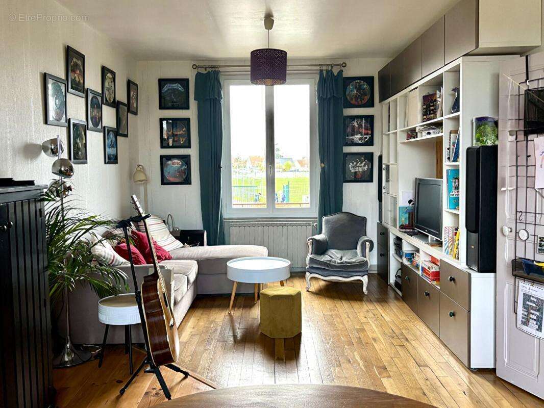 Maison à FLEURY-LES-AUBRAIS