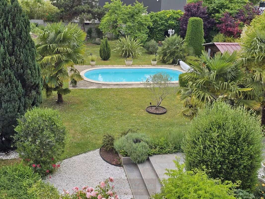 Maison à CHALETTE-SUR-LOING