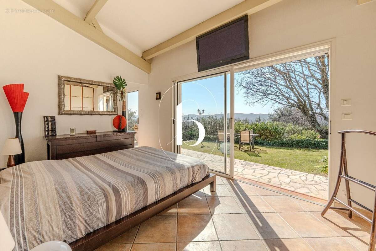 Maison à GOUDARGUES