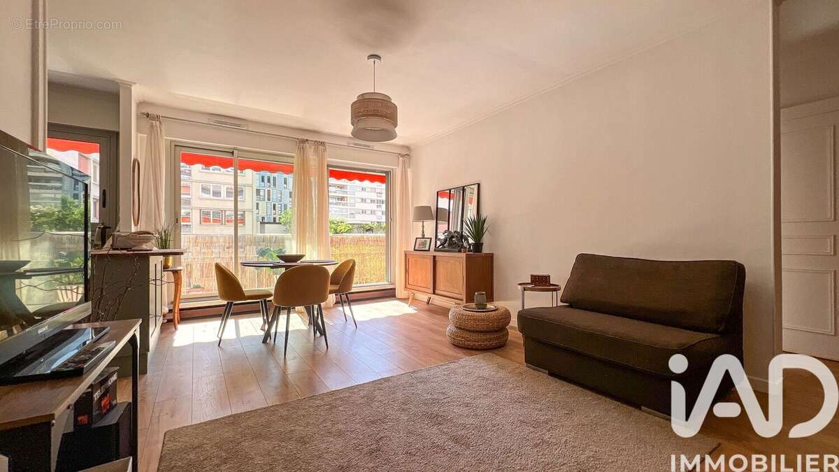 Photo 4 - Appartement à PARIS-19E