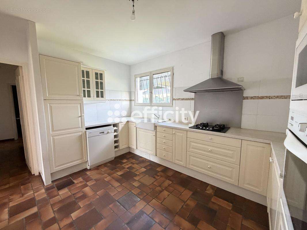 Maison à GUJAN-MESTRAS